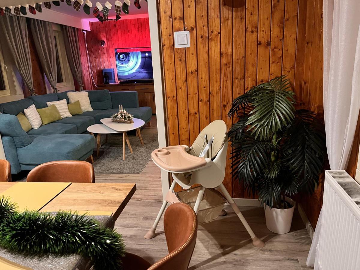 Chata Reina Villa Puste Pole Buitenkant foto